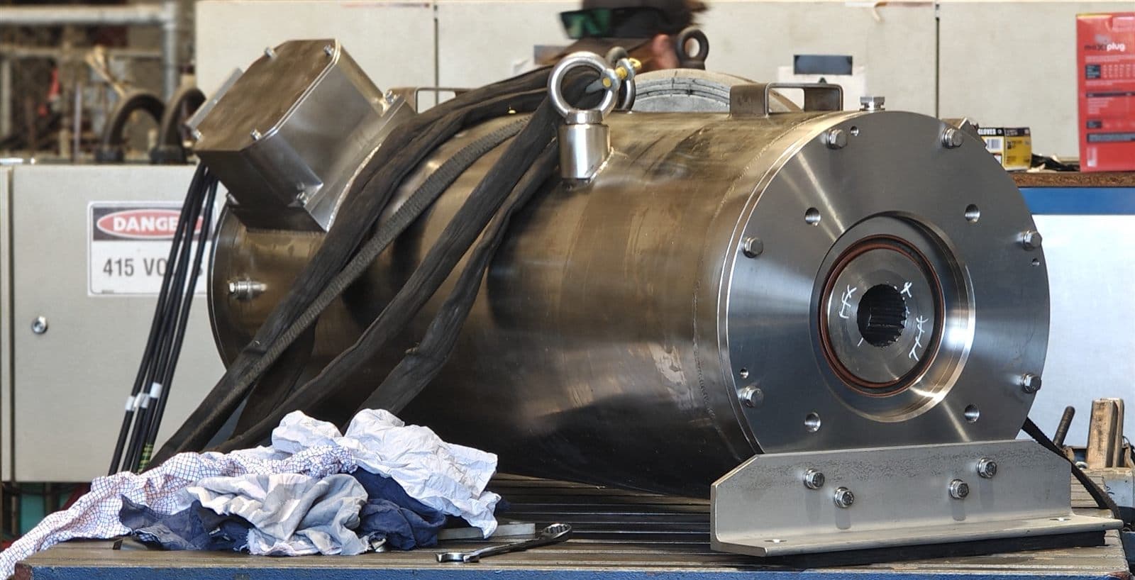 Third party factory acceptance testing of marine/subsea equipment